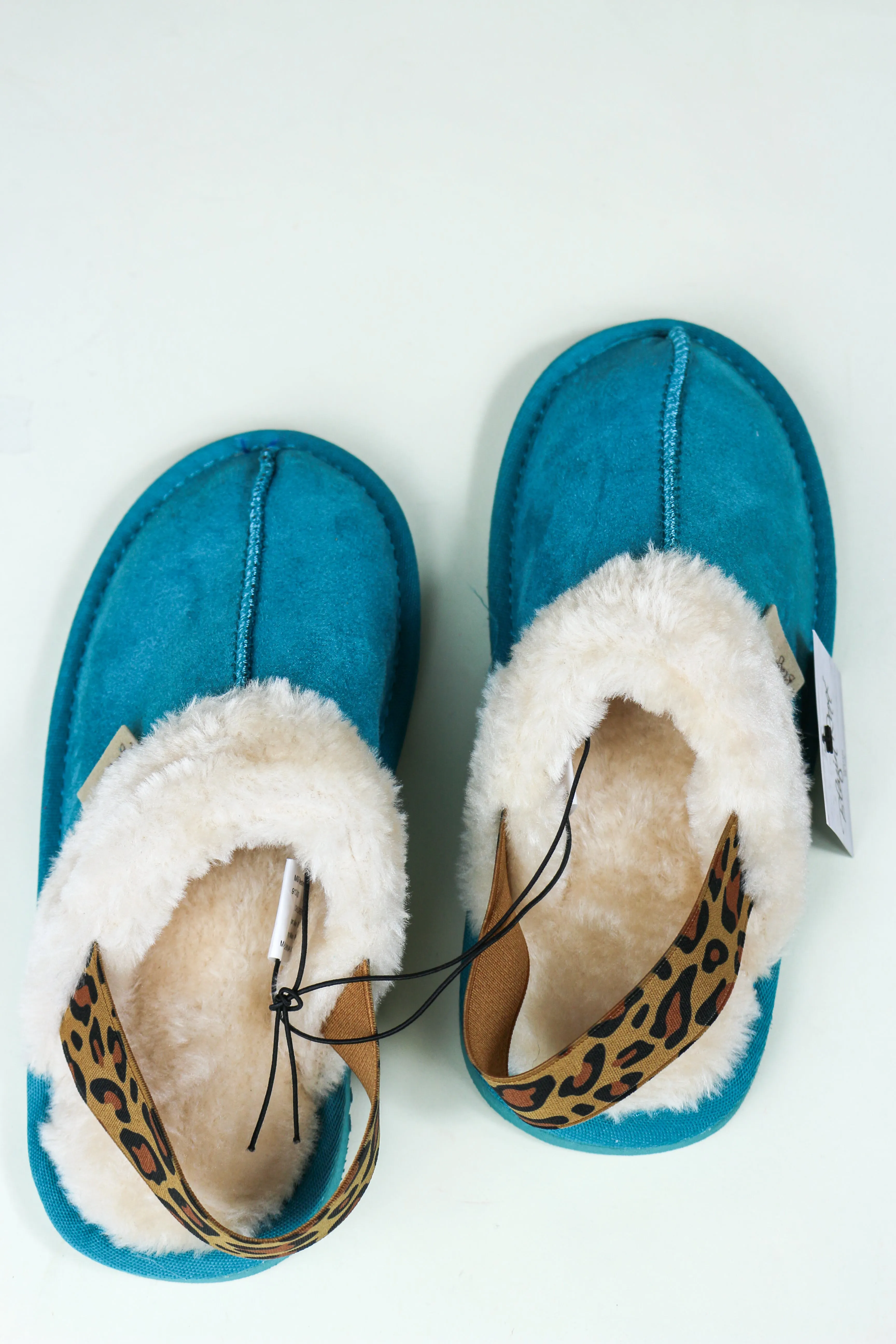 Blazin Roxx Turquoise Girls Ivory & Leopard Print Faux Fur Collar Slippers