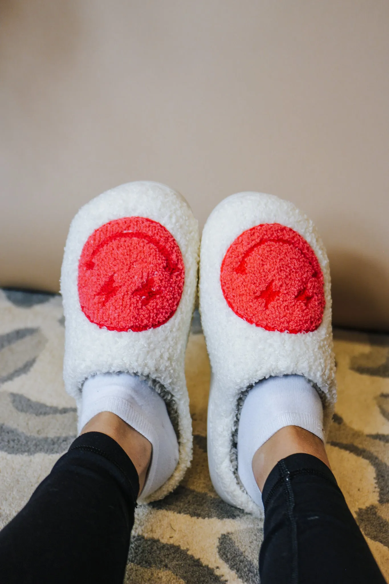 Cozi White MIA Slippers -2 Colors