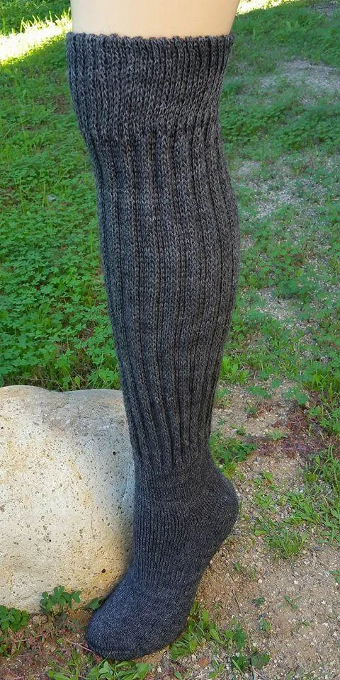 Luxurious Alpaca Knee-High Socks: Ultimate Comfort and Warmth