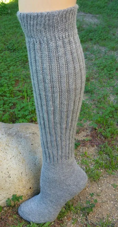 Luxurious Alpaca Knee-High Socks: Ultimate Comfort and Warmth