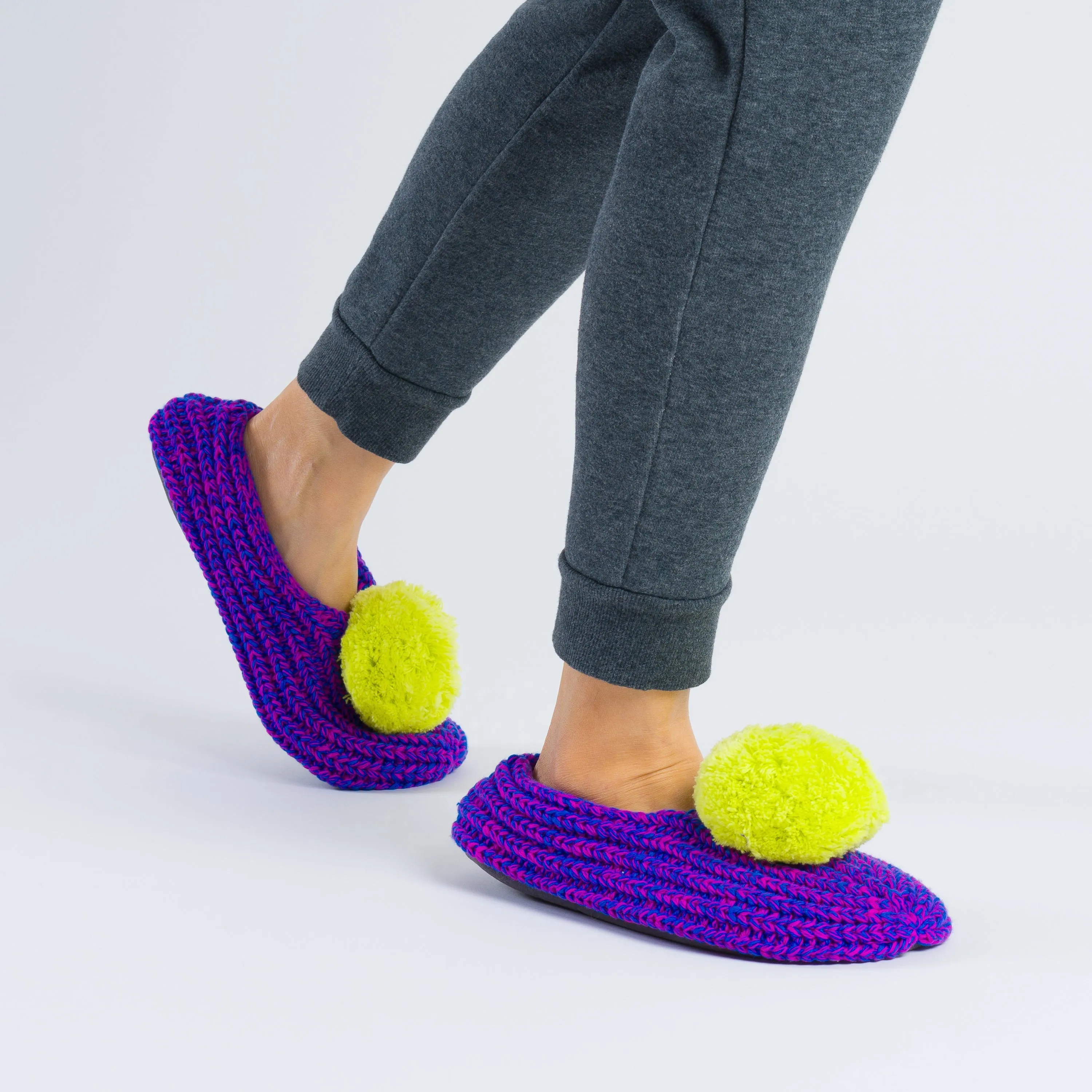 Pom Knit Slippers