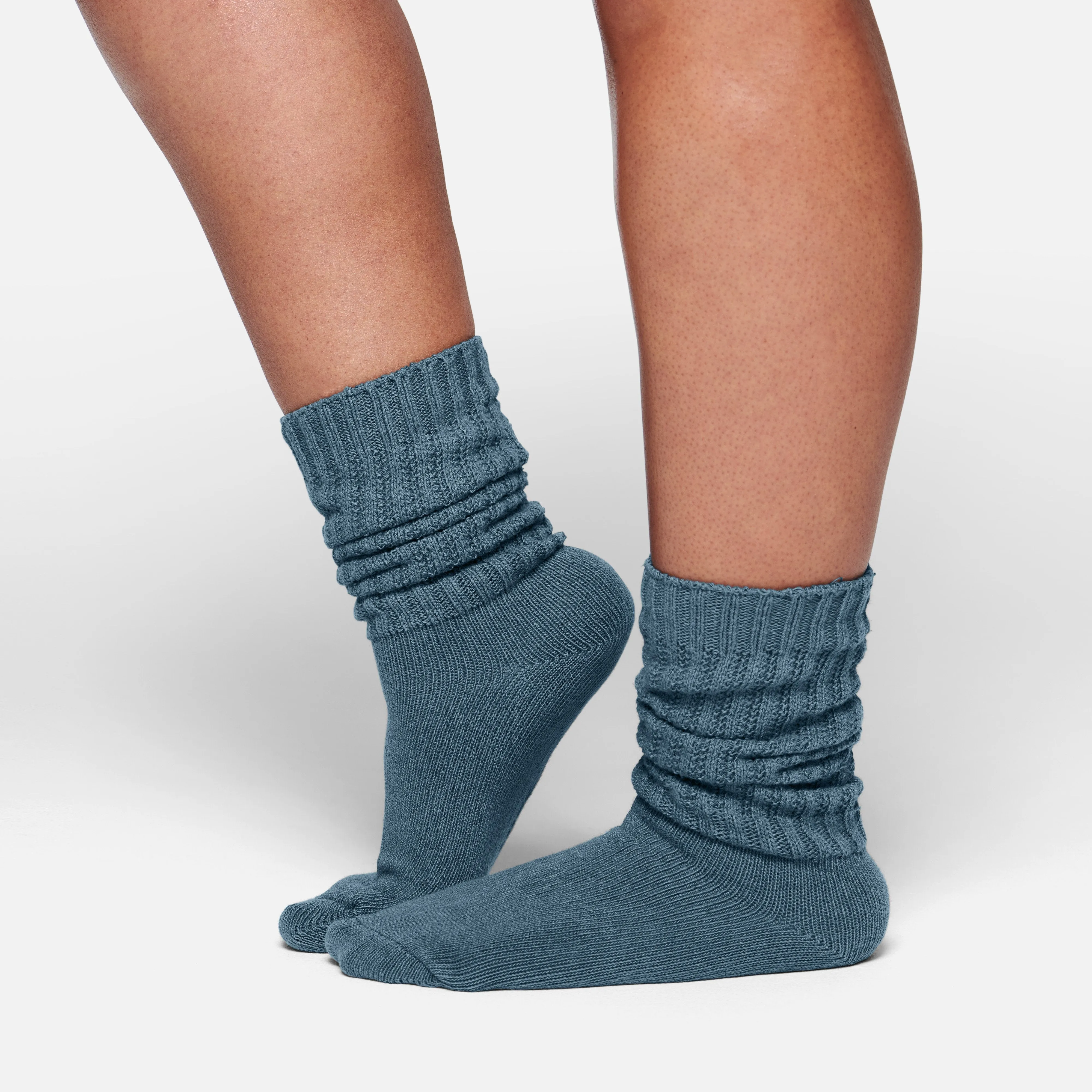 SLOUCHY CABLE SOCK | KYANITE