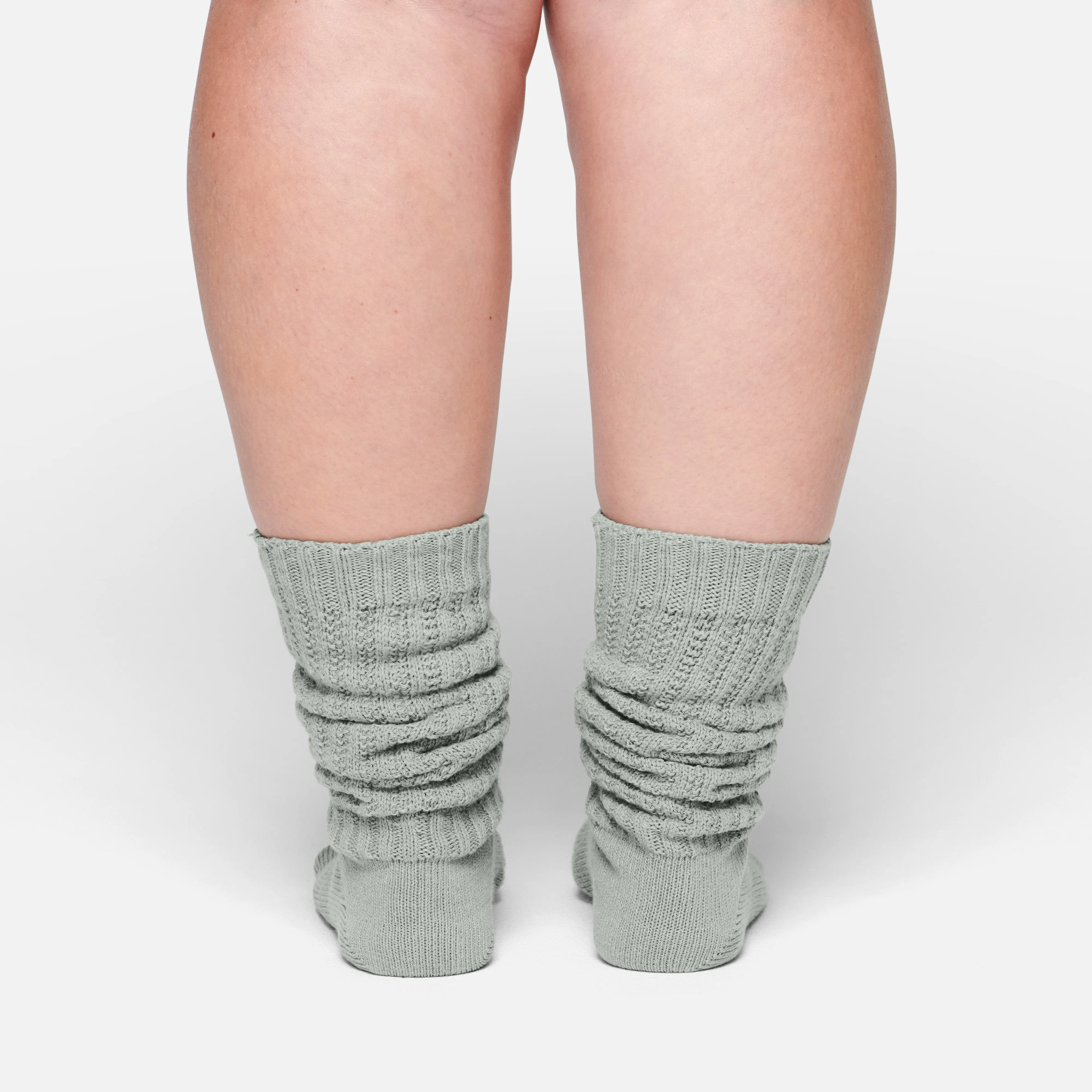 SLOUCHY CABLE SOCK | MINERAL