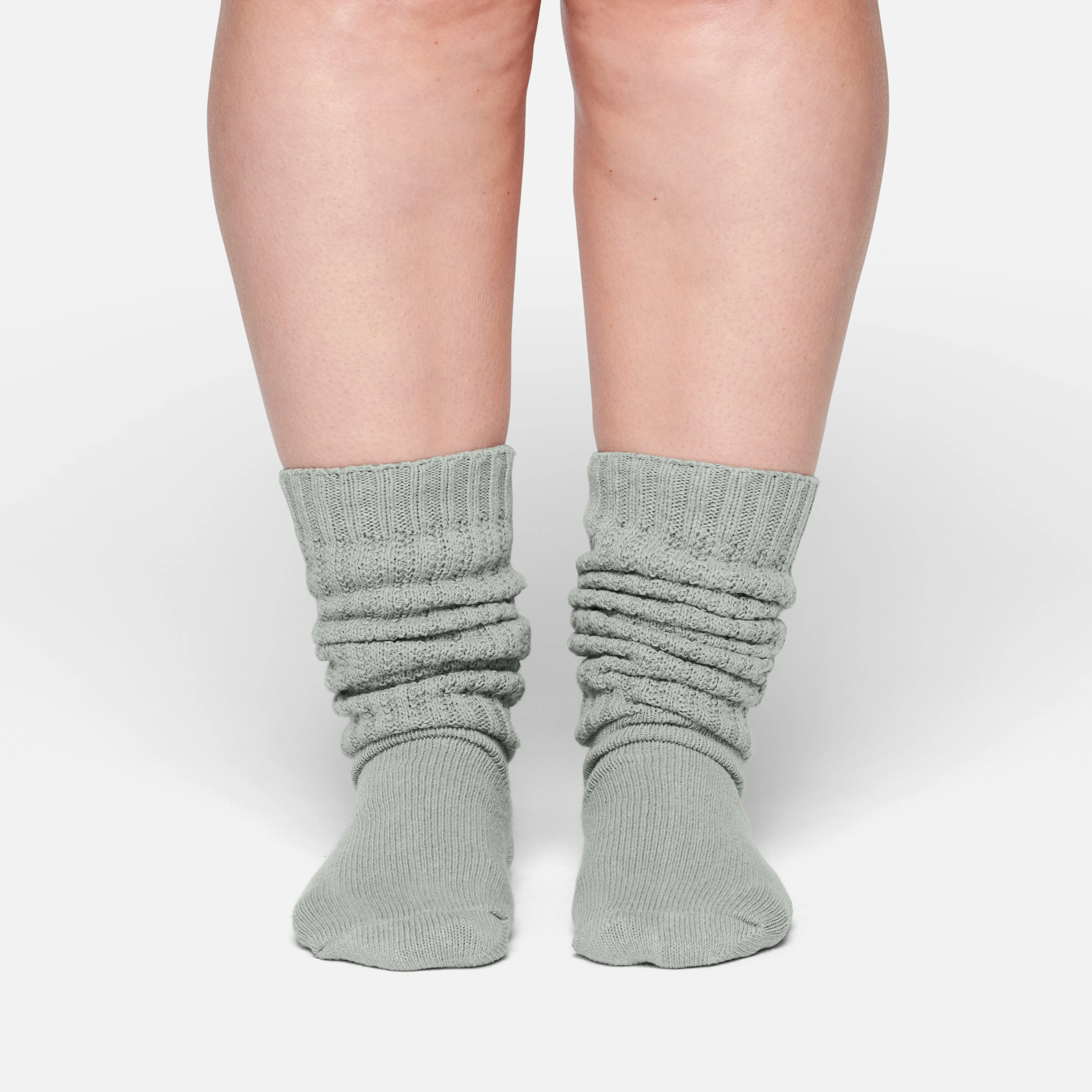 SLOUCHY CABLE SOCK | MINERAL