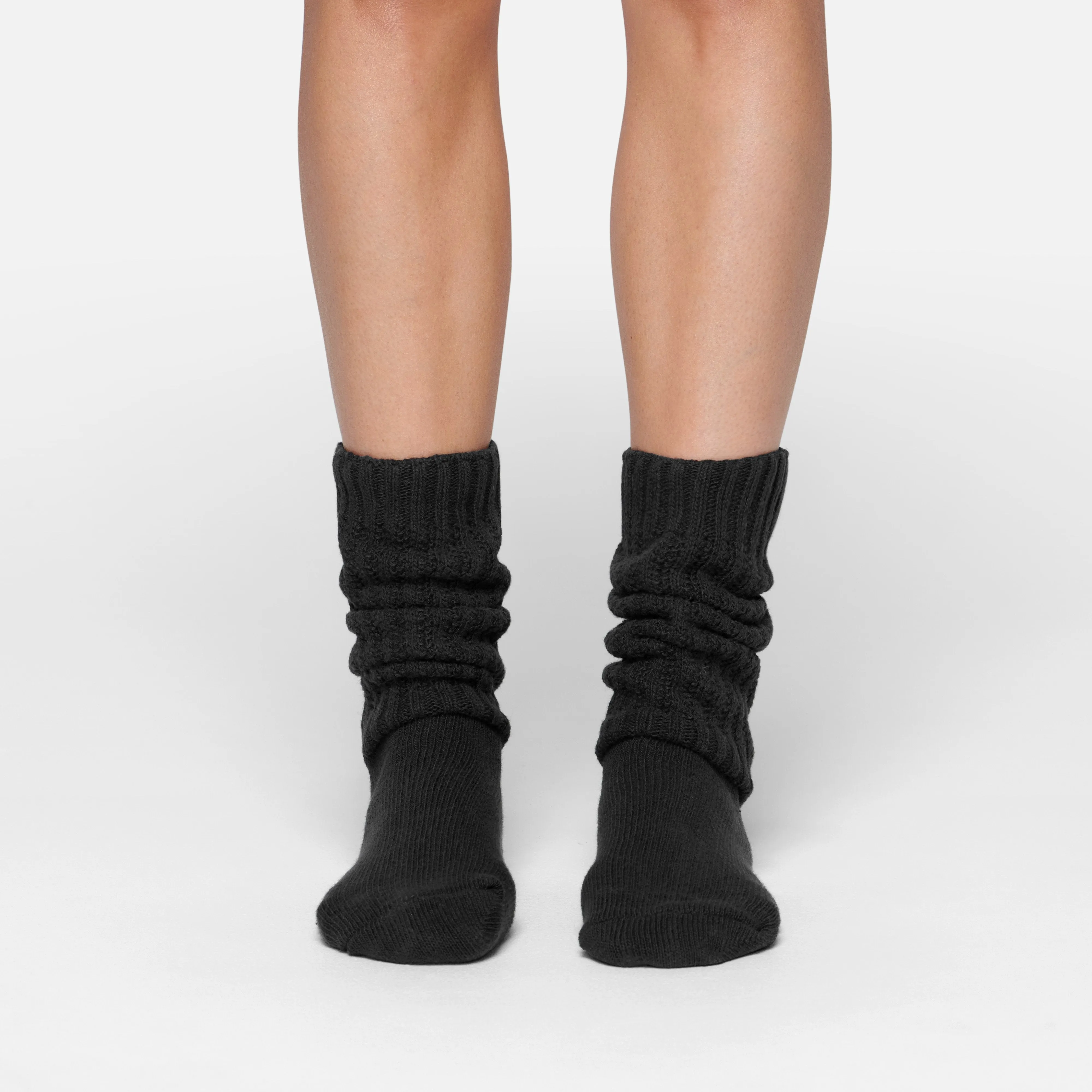 SLOUCHY CABLE SOCK | SOOT