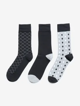 WES Lounge Black Printed Socks - Pack of 3