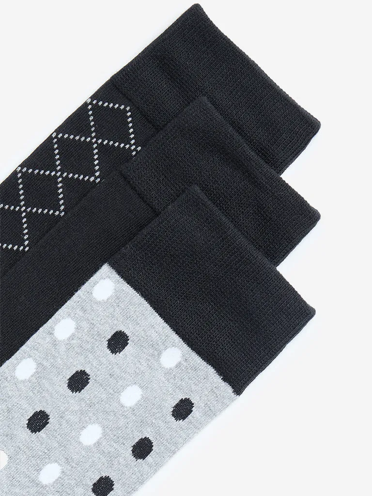 WES Lounge Black Printed Socks - Pack of 3